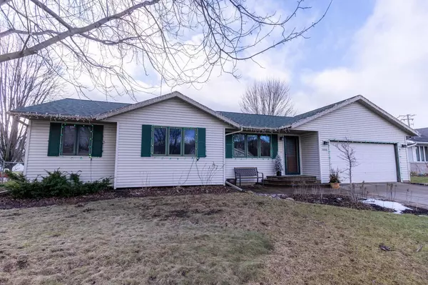 Holmen, WI 54636,3006 Locust AVENUE S