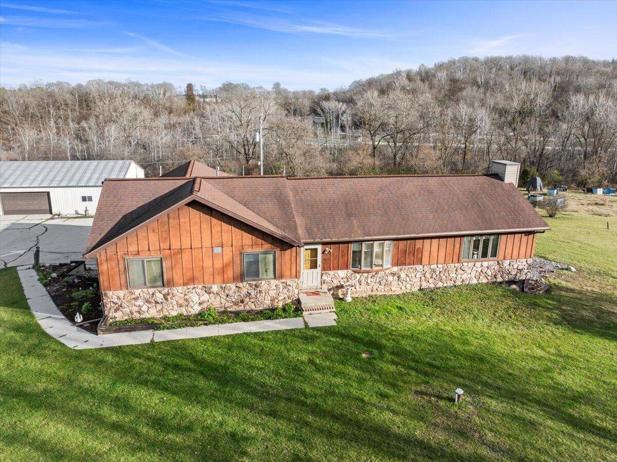 N7329 Highview ROAD, Plymouth, WI 53073
