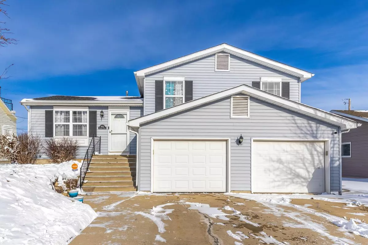 Sturtevant, WI 53177,9416 Broadway DRIVE