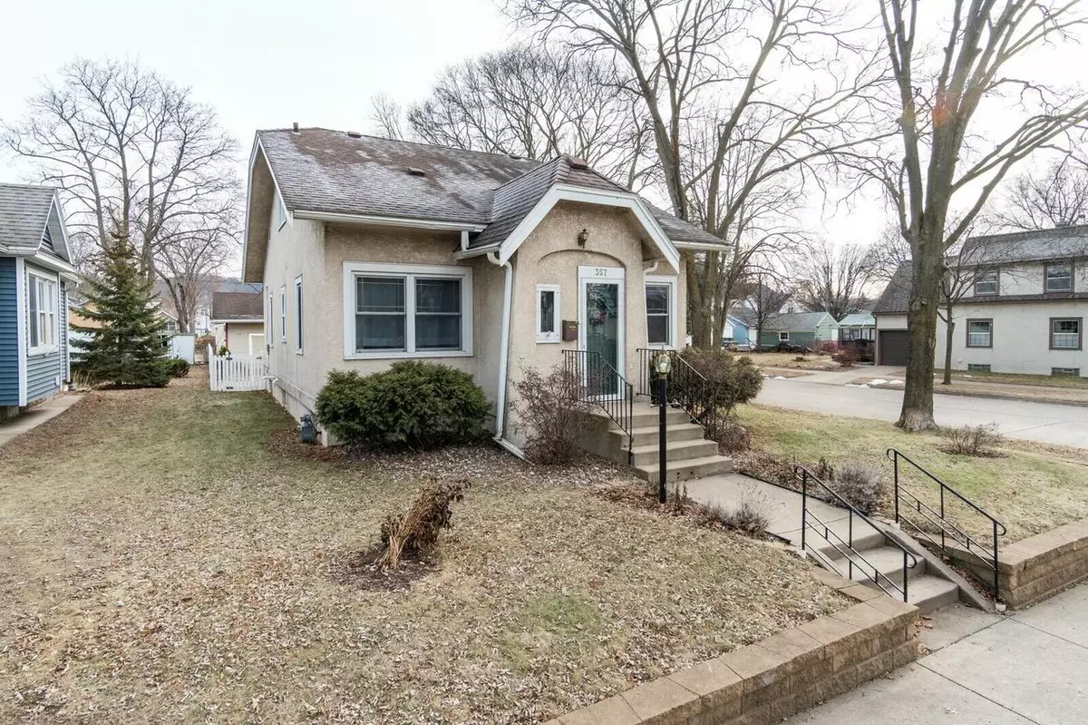 La Crosse, WI 54601,357 22nd STREET S