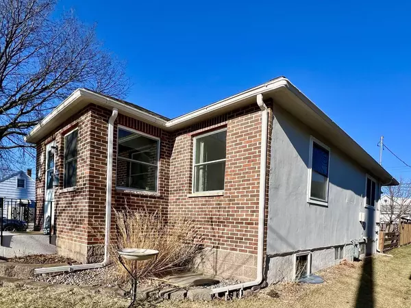 La Crosse, WI 54601,2101 Green Bay STREET