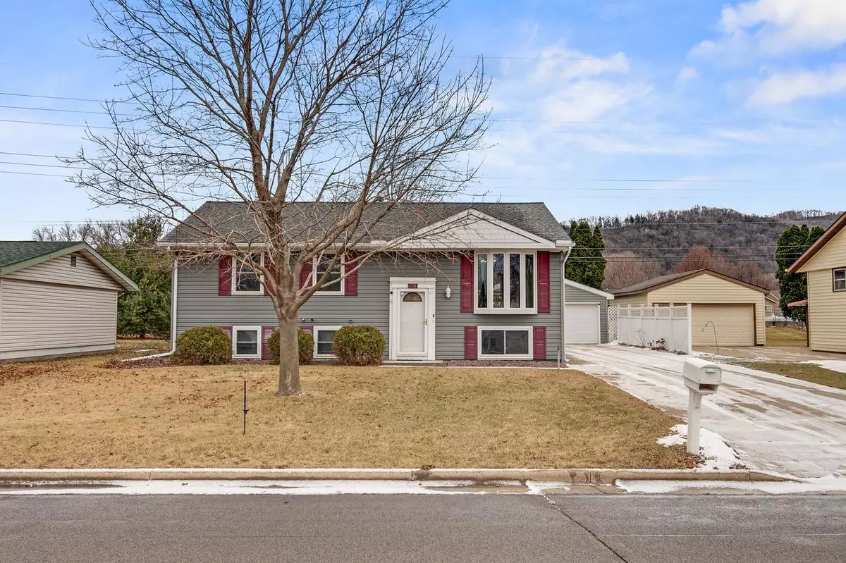 La Crosse, WI 54601,3061 31St STREET S