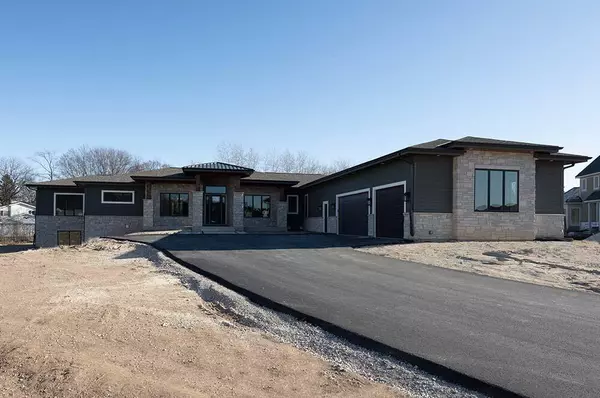 3501 W Torrey DRIVE, Mequon, WI 53092