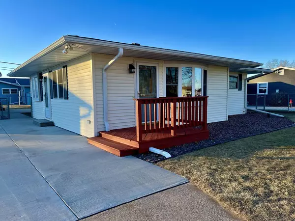 La Crosse, WI 54603,2529 Bainbridge STREET