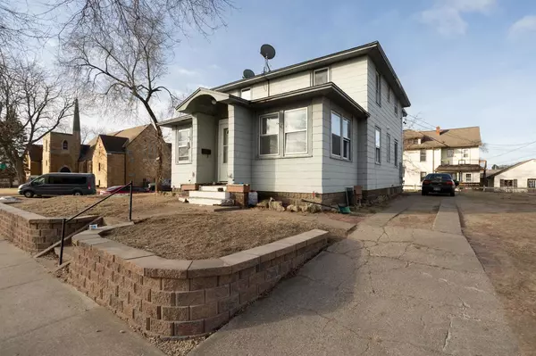 1526 19th STREET S, La Crosse, WI 54601