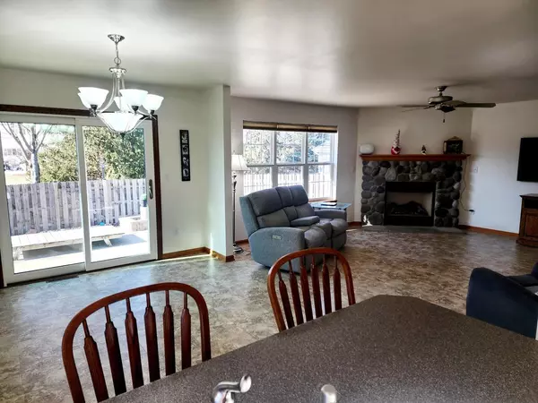 Watertown, WI 53094,808 Chadwick DRIVE