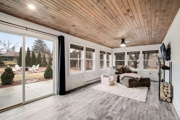 Muskego, WI 53150,S64W12674 Tennyson LANE