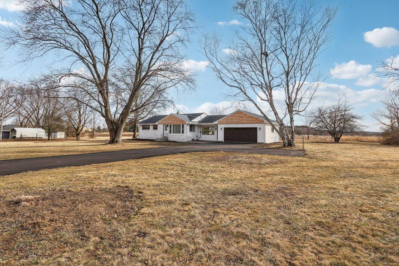 Muskego, WI 53150,S104W15103 Loomis DRIVE