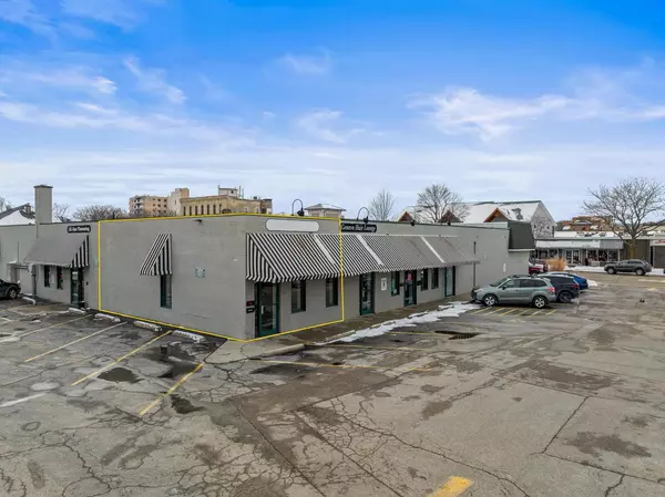 Lake Geneva, WI 53147,253 Center STREET #800