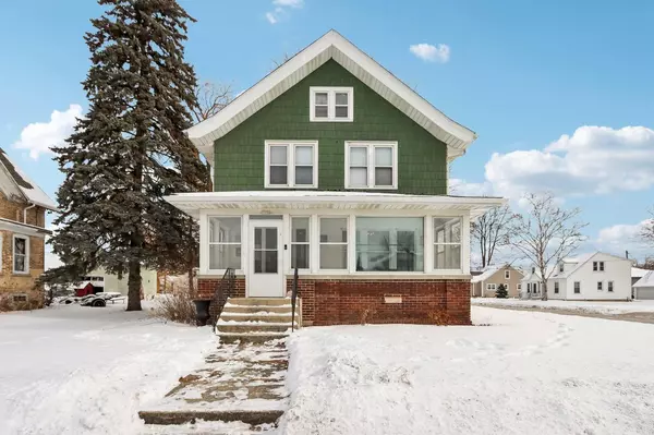 Kewaskum, WI 53040,1136 Fond Du Lac AVENUE