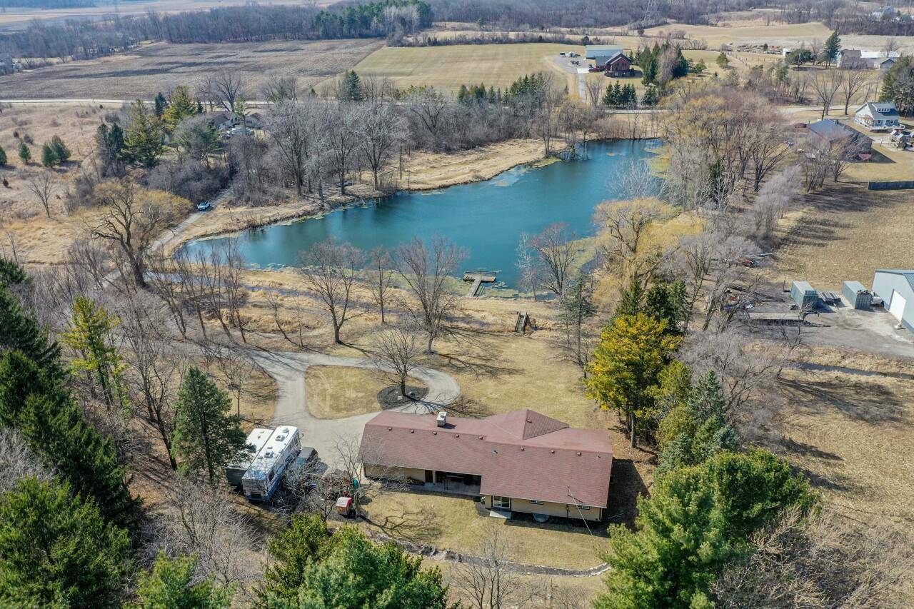 W207S8686 Hillendale DRIVE, Muskego, WI 53150