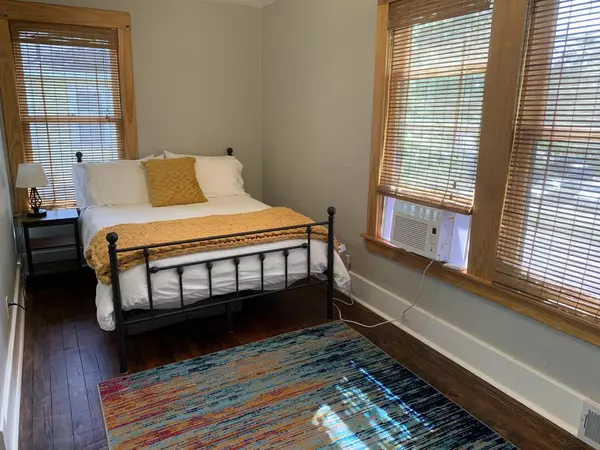 La Crosse, WI 54601,1717 9th STREET S