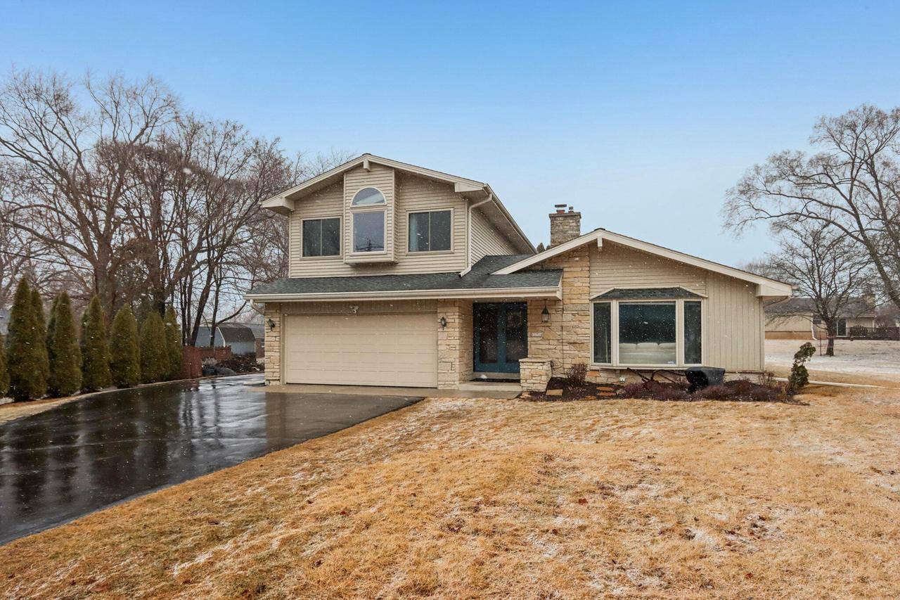 11714 N Annette AVENUE, Mequon, WI 53092