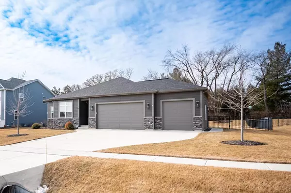 Twin Lakes, WI 53181,901 Fairway DRIVE