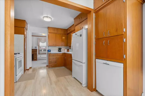 Cascade, WI 53011,509 Clark STREET