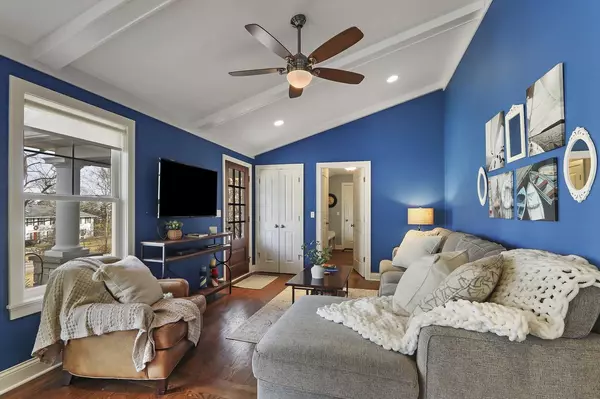 Fontana, WI 53125,517 Sauk TRAIL