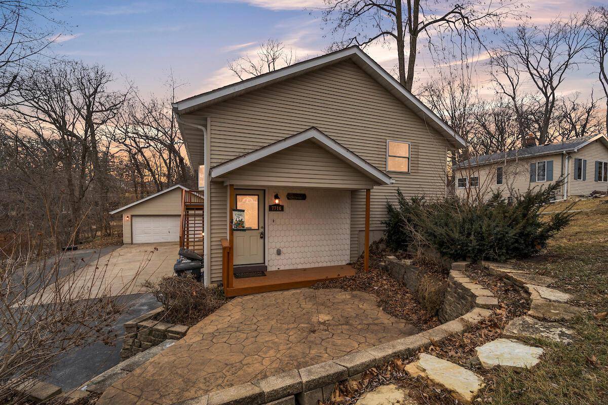 7716 243rd AVENUE, Salem, WI 53168