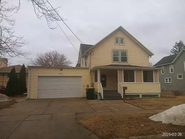 233 S Water STREET E, Fort Atkinson, WI 53538