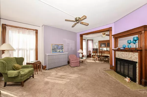 Delavan, WI 53115,214 S Third STREET #212