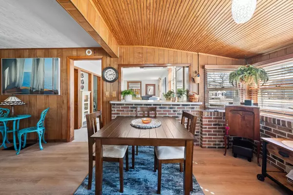Lake Geneva, WI 53147,711 Ann STREET
