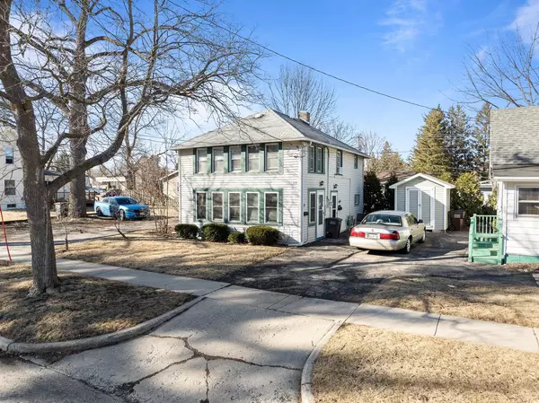 Lake Geneva, WI 53147,711 Ann STREET