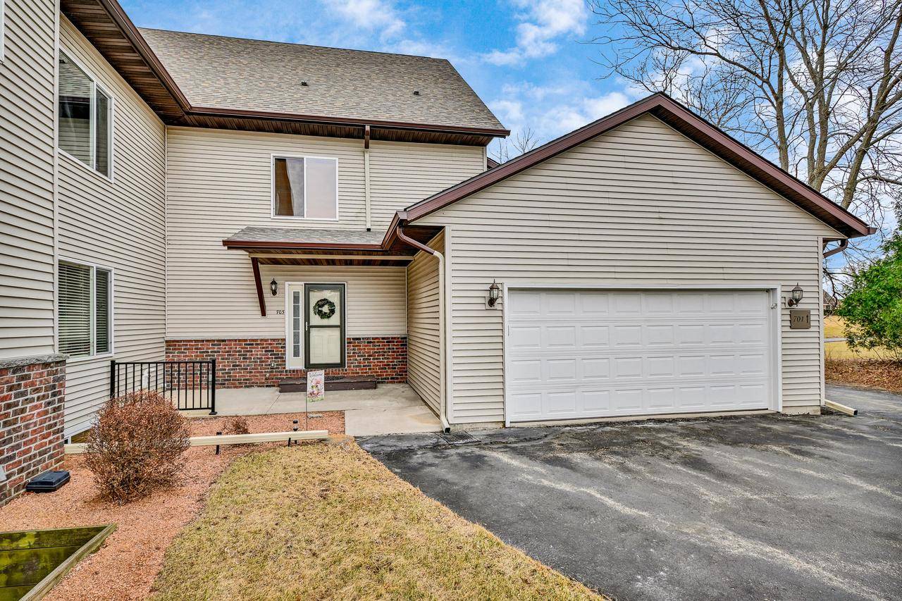 703 Cherokee PATH, Lake Mills, WI 53551