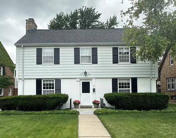 6329 N Berkeley BOULEVARD, Whitefish Bay, WI 53217