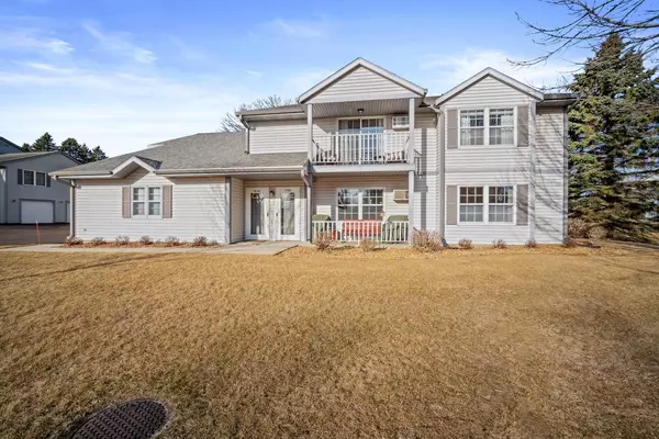 330 Auburn Meadows COURT #A, Campbellsport, WI 53010