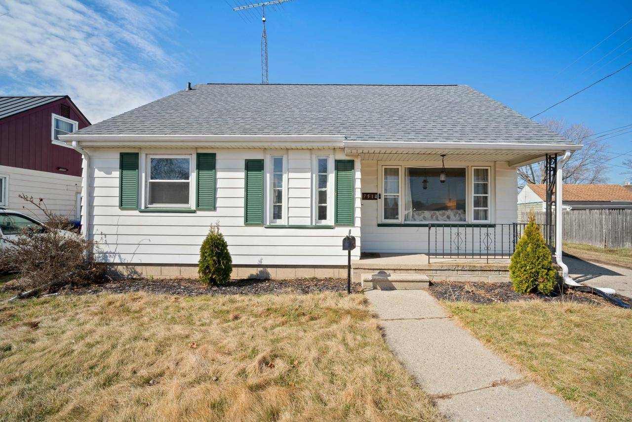 7514 32nd AVENUE, Kenosha, WI 53142