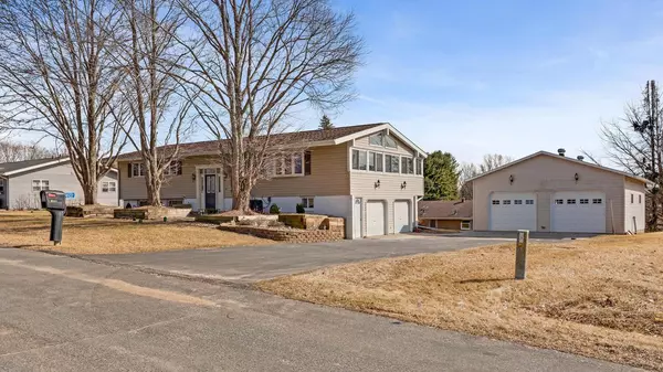 La Crosse, WI 54601,W4937 Troy ROAD