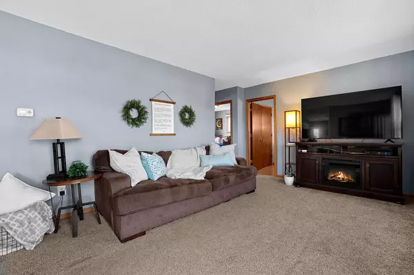 Holmen, WI 54636,406 Derek AVENUE