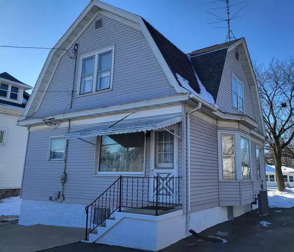 Watertown, WI 53098,1003 N Fourth STREET