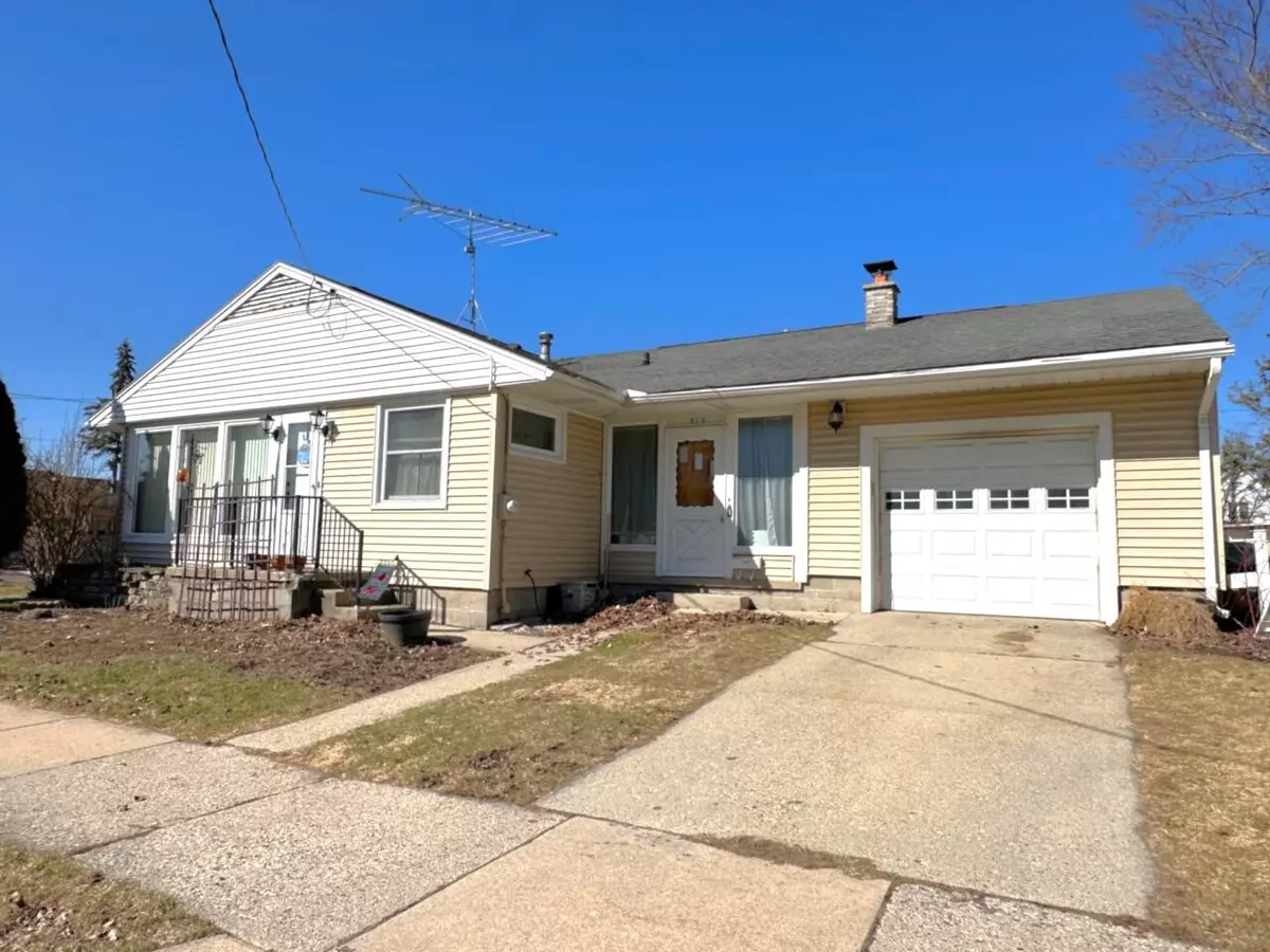 Watertown, WI 53094,210 S 6th STREET