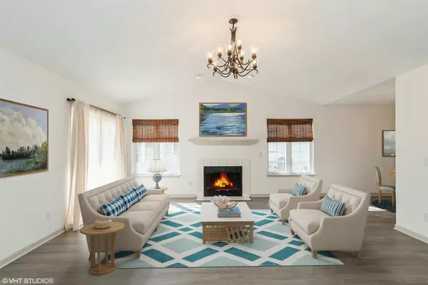 Lake Geneva, WI 53147,260 Penny LANE