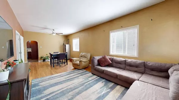 La Crosse, WI 54603,2126 Loomis STREET