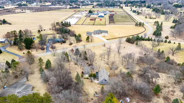 Dousman, WI 53118,W327S3605 Mesa TRAIL