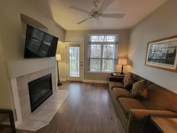 1505 South Shore DRIVE #227, Delavan, WI 53115