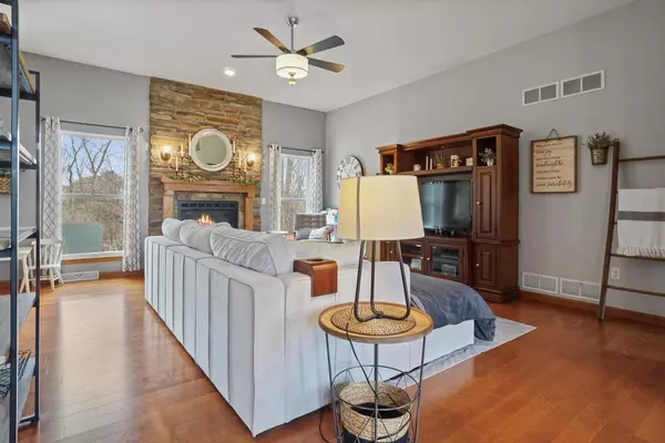 Franklin, WI 53132,8207 S 42nd STREET