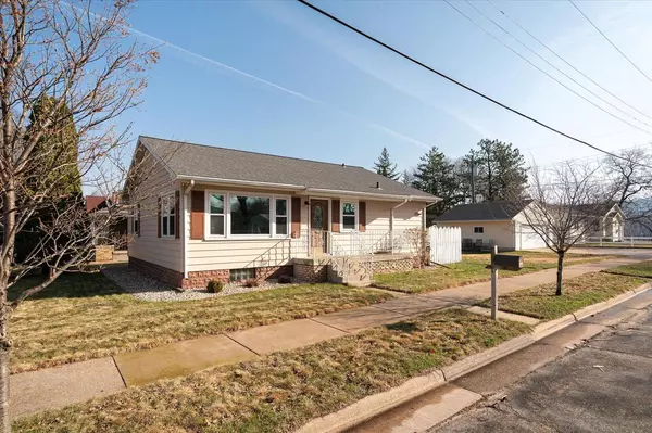 1707 St Andrew STREET, La Crosse, WI 54603