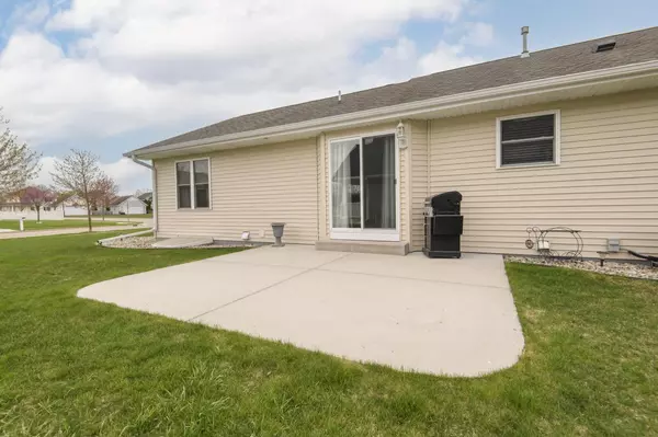 Burlington, WI 53105,496 Tributary LANE