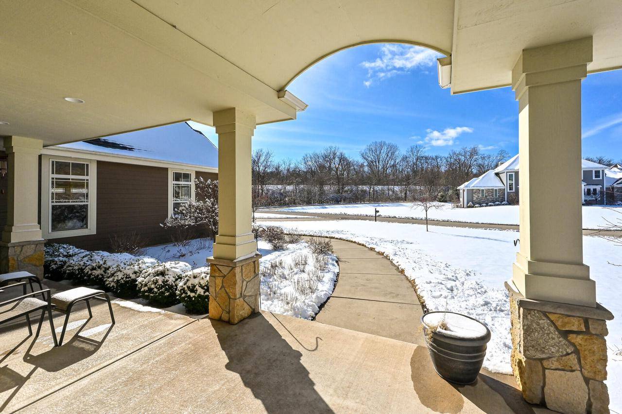 Brookfield, WI 53005,2380 Mound Zion Woods COURT