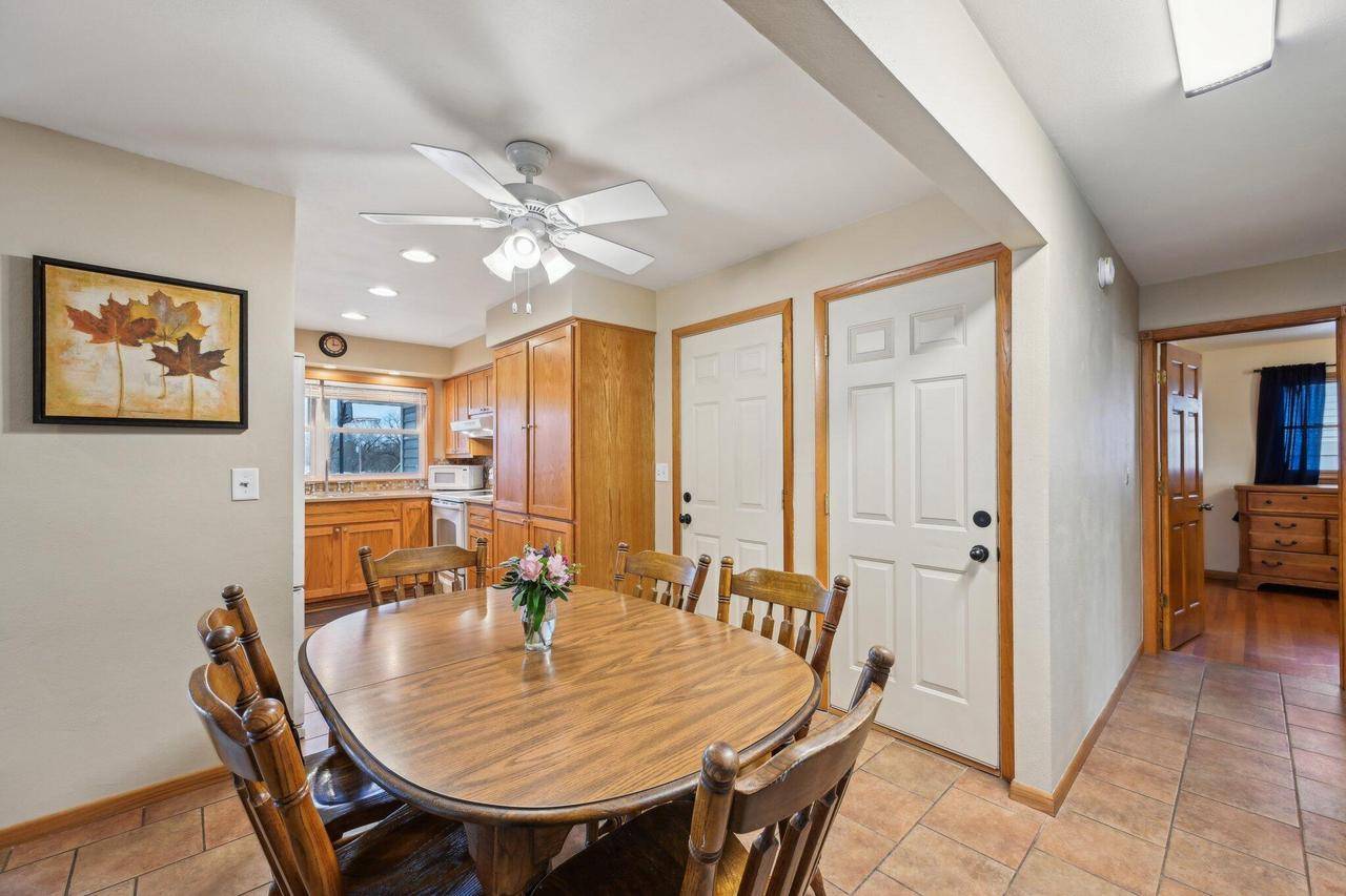 Waupun, WI 53963,633 Pioneer AVENUE