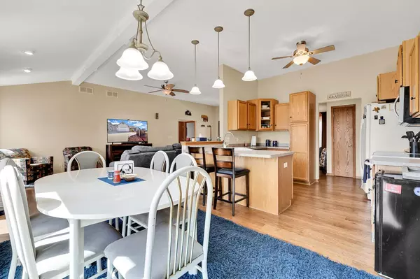 Sturtevant, WI 53177,8409 Queensbury LANE