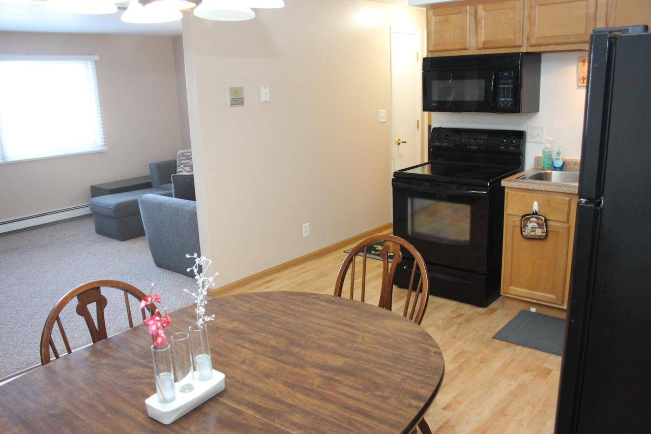 Sheboygan, WI 53081,1106 S 7th STREET #Unit 4