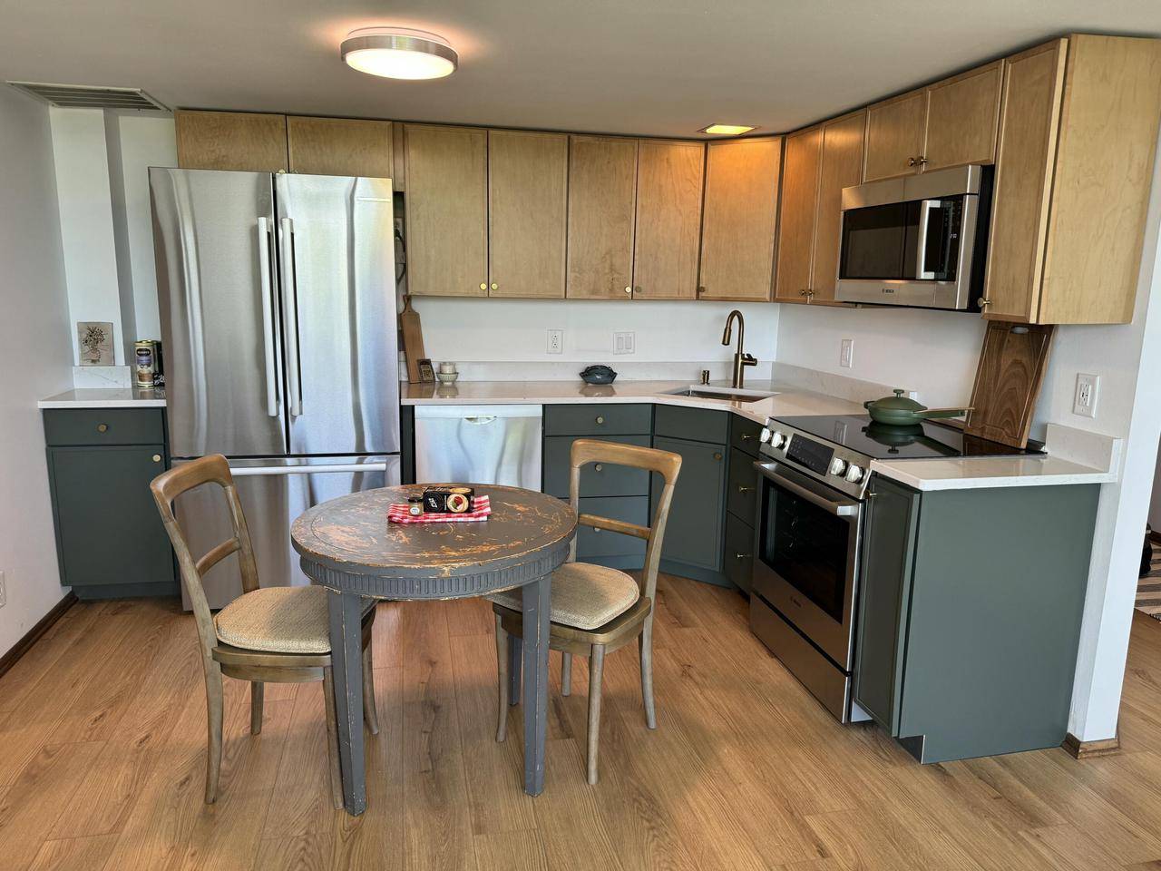 Burlington, WI 53105,3405 S Browns Lake DRIVE #21