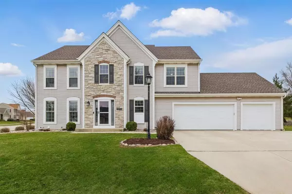 1121 Dana LANE, Waukesha, WI 53189