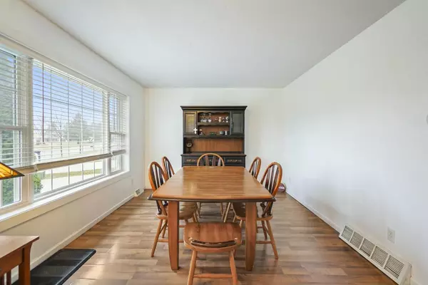 Onalaska, WI 54650,720 14th AVENUE N