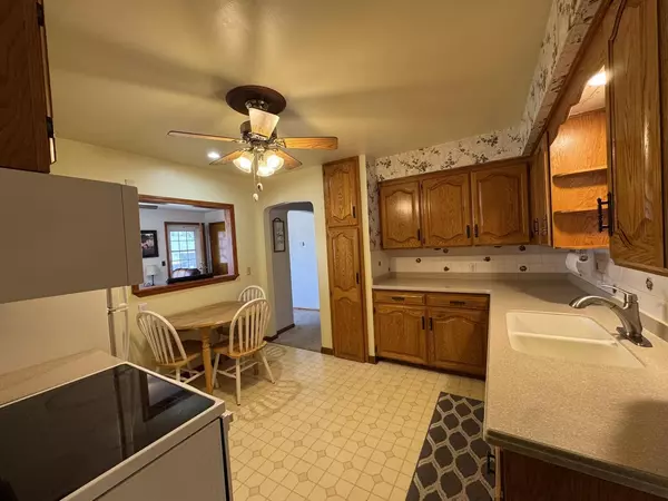 La Crosse, WI 54603,1840 Aiken ROAD