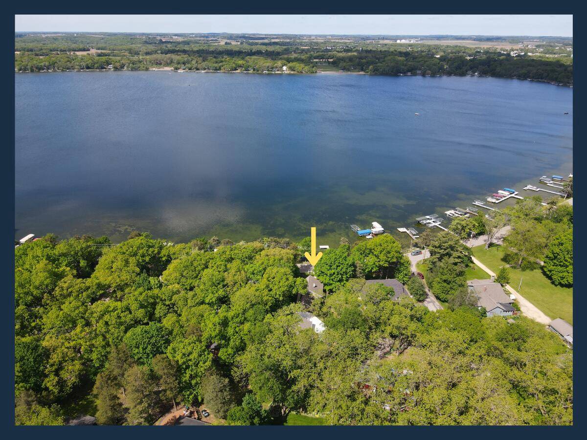 W9160 Ripley ROAD, Cambridge, WI 53523