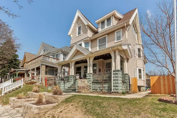 Milwaukee, WI 53208,520 N 33rd STREET